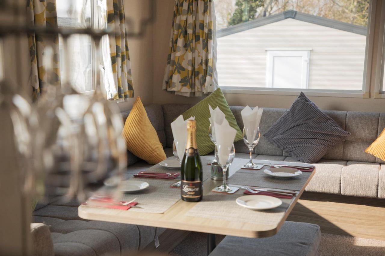 41 Orchard Bank, 3 Bed, Rockley Park Poole Villa Eksteriør bilde