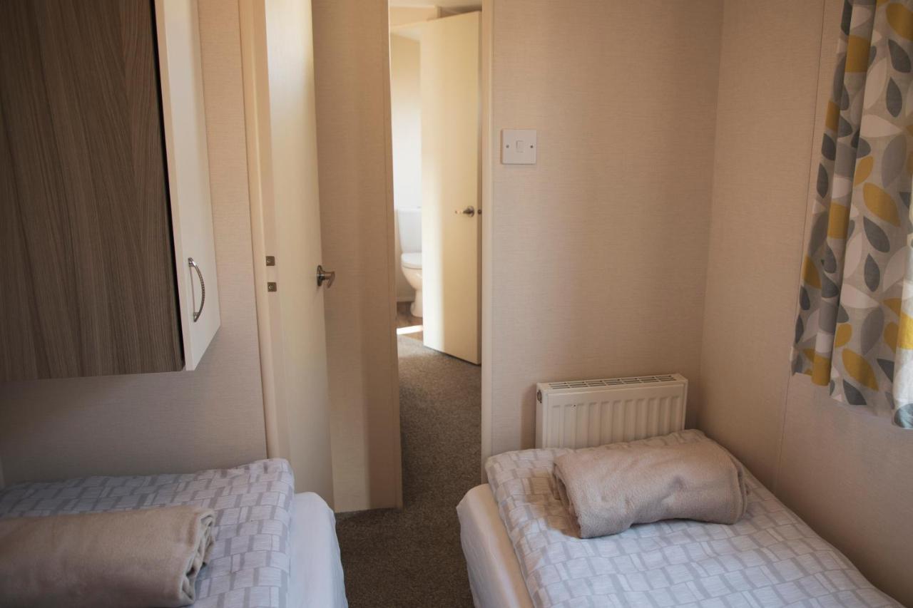 41 Orchard Bank, 3 Bed, Rockley Park Poole Villa Eksteriør bilde