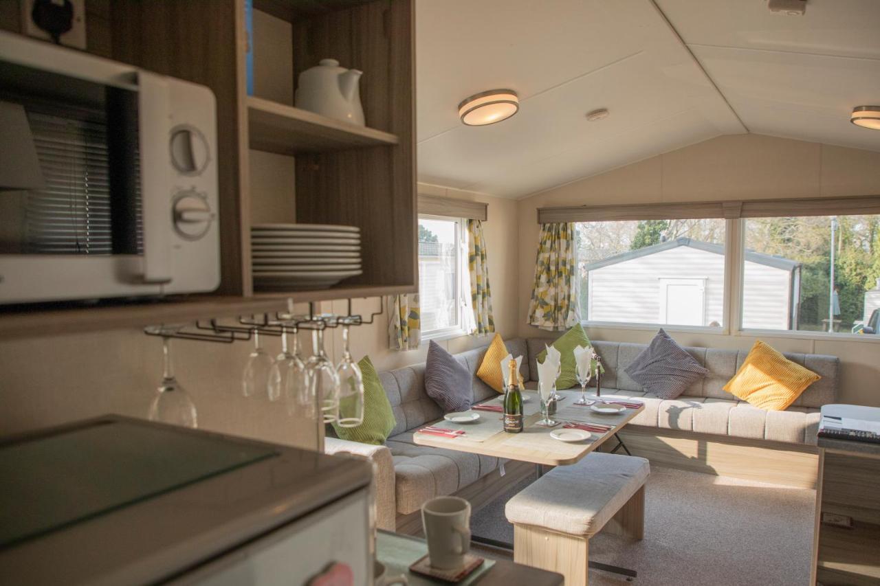 41 Orchard Bank, 3 Bed, Rockley Park Poole Villa Eksteriør bilde