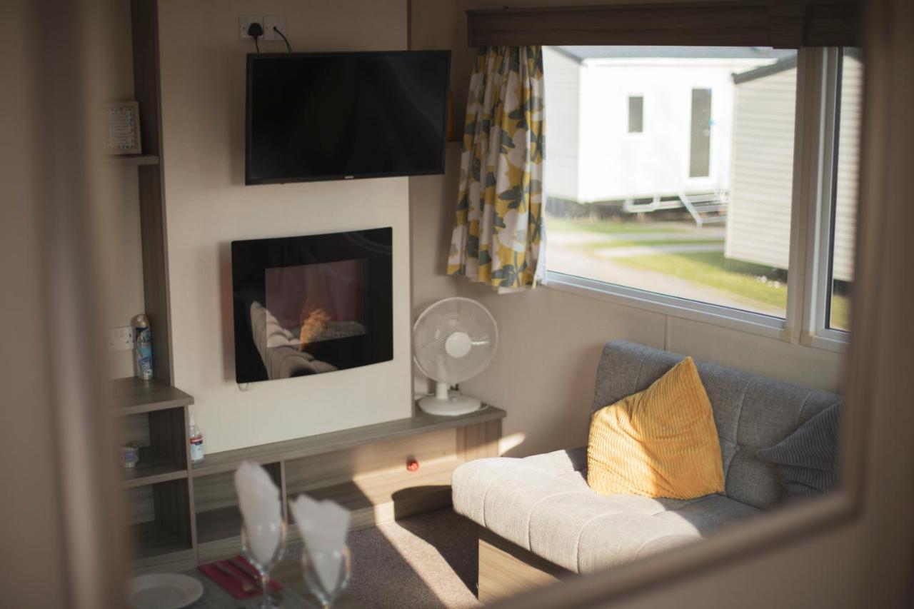 41 Orchard Bank, 3 Bed, Rockley Park Poole Villa Eksteriør bilde